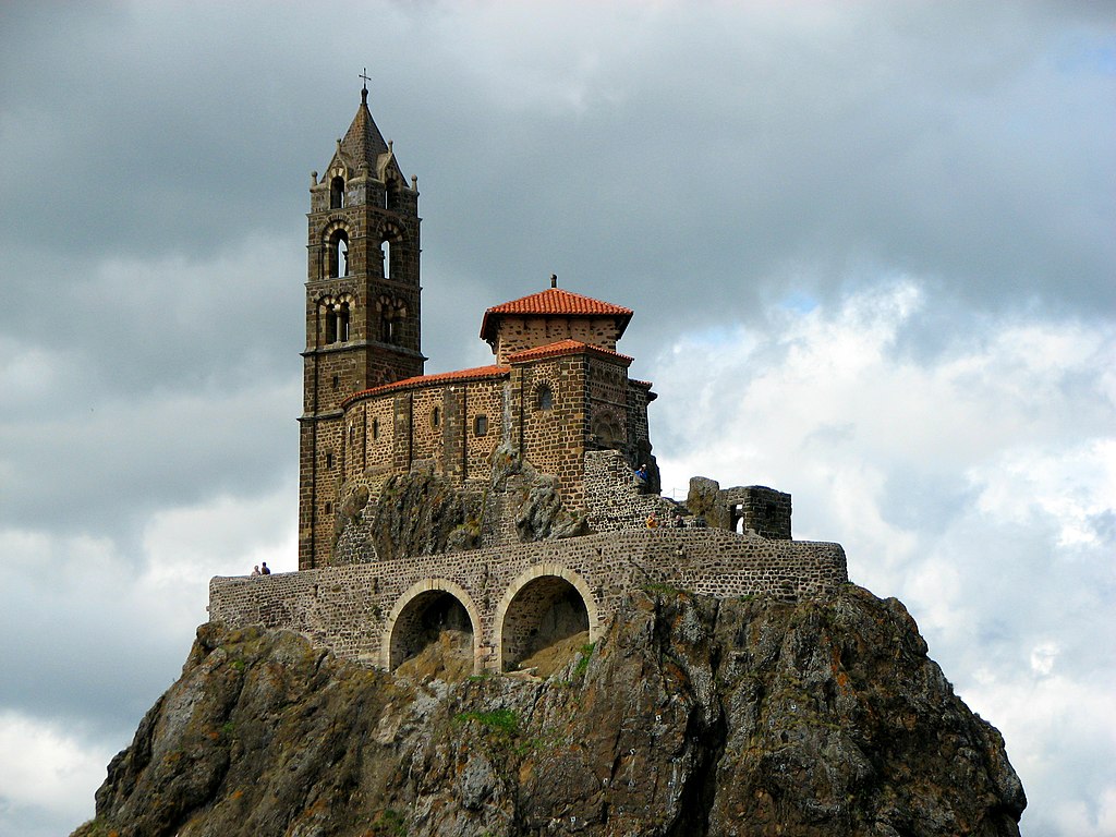 Le rocher de l'Aiguilhe et la chapelle St-Michel