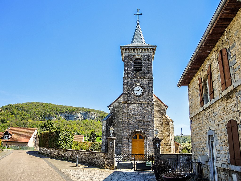 Eglise Saint-Pierre et Saint-Paul de Cour