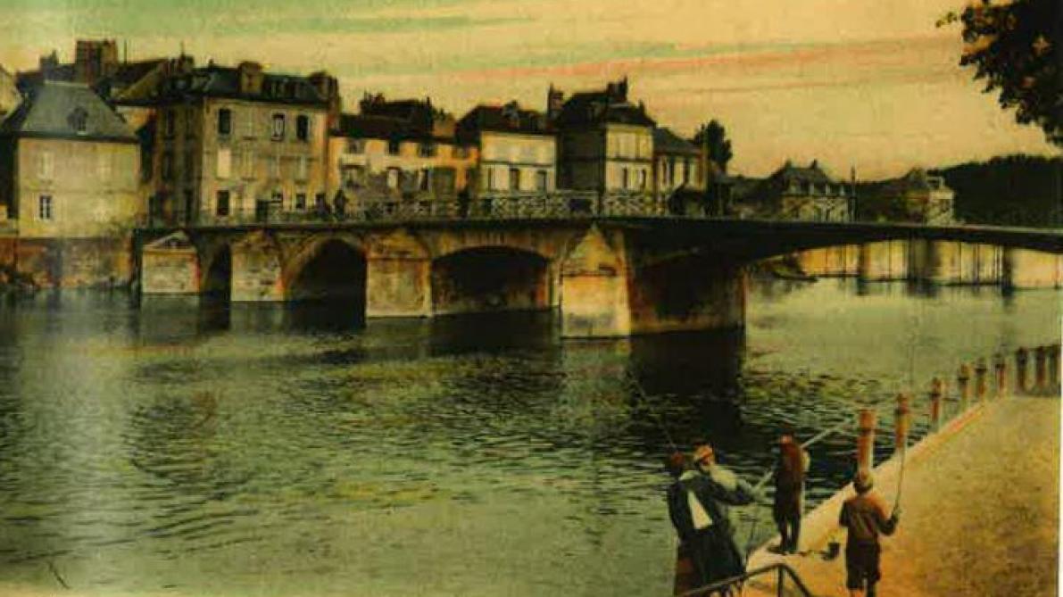 Le pont avant la passerelle des anglais
