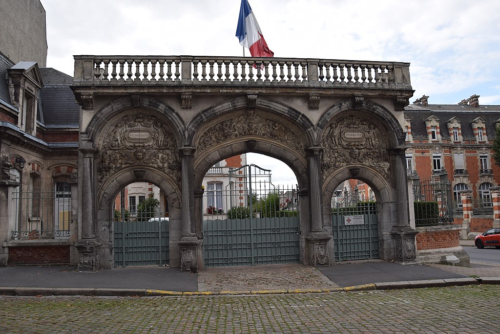 Portes de l'ancien palais épiscopal